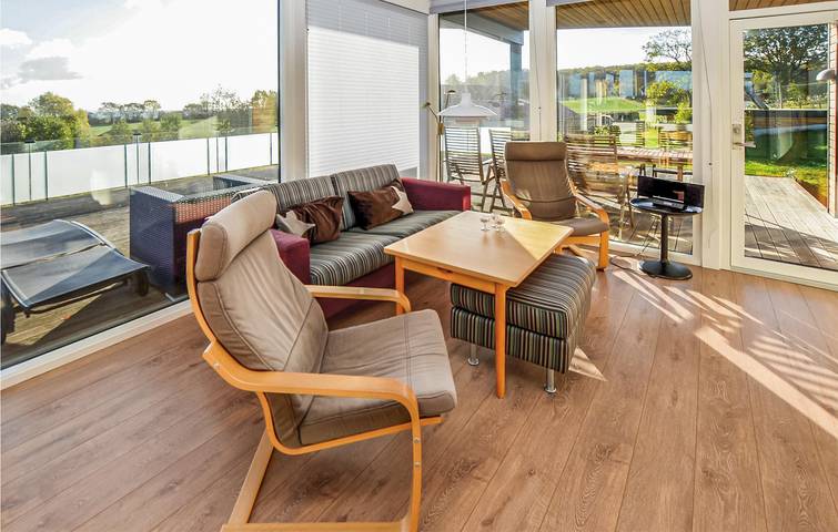 Ferienhaus für 6 Personen, mit Whirlpool und Terrasse sowie Garten und Sauna in Augustenburg - 3