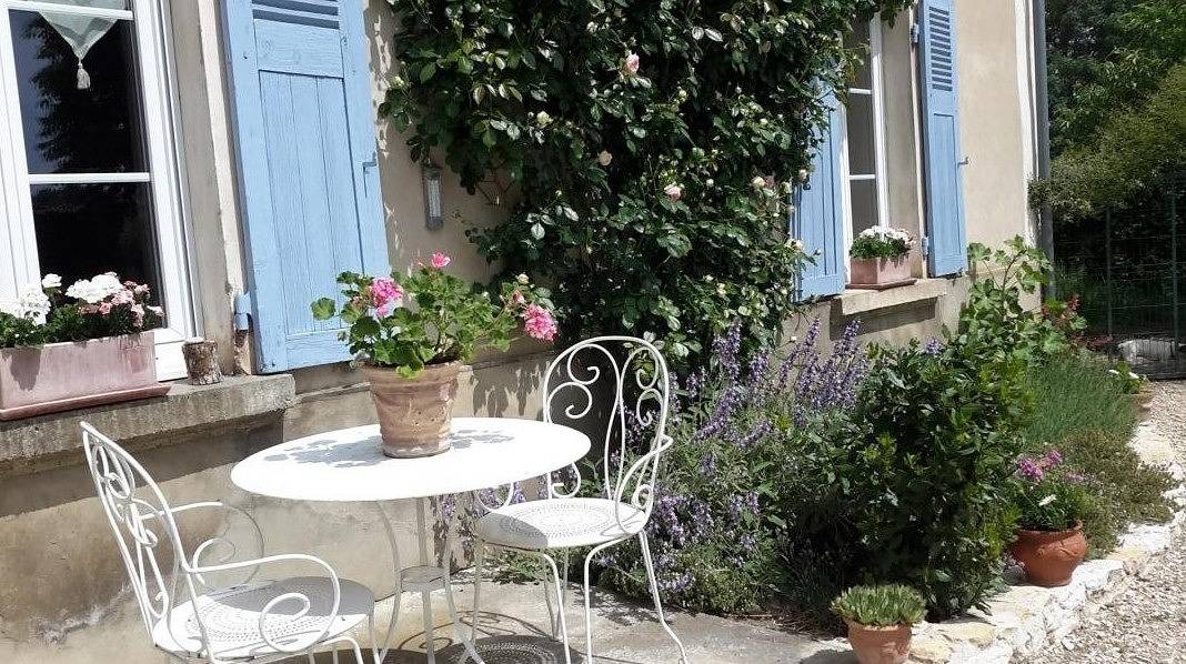 Gîte für 5 Personen mit Terrasse in Brangues, La Tour-du-Pin und Umgebung