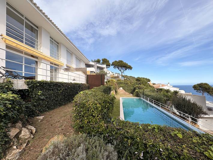 Chalet pour 6 personnes, avec vue sur l’océan ainsi que terrasse et piscine - 1