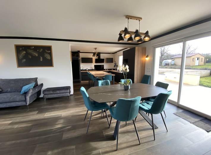 Gîte pour 12 personnes, avec piscine et jacuzzi ainsi que terrasse et jardin dans Côte-d'Or - 2