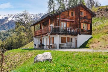 Ferienhaus für 6 Personen, mit Ausblick und Terrasse, mit Haustier in der Schweiz