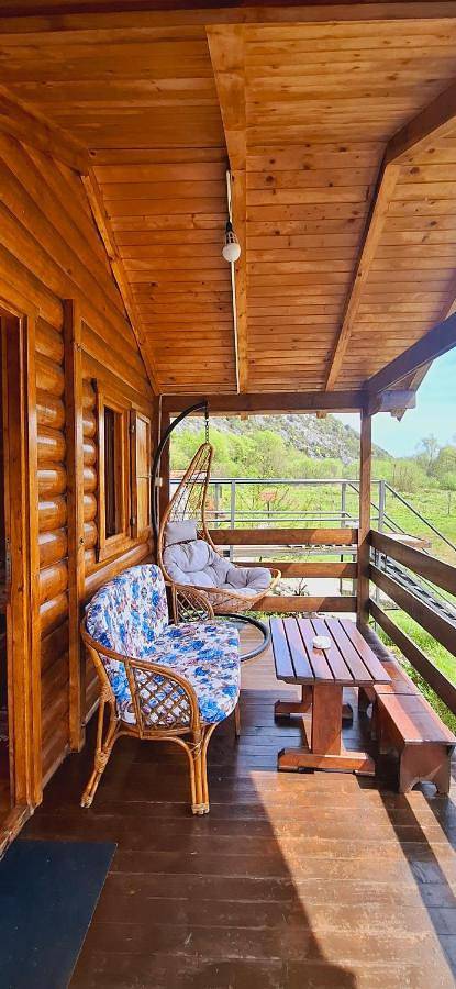Camp Sunny Hills in Czarnogóra