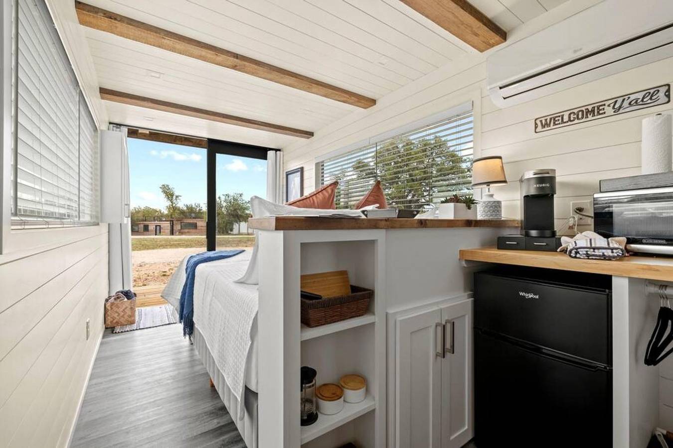 New Chic container home - Oasis near Fredericksburg The Perry in Gillespie County