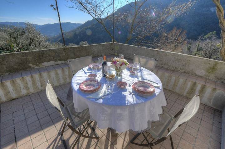 Ferienwohnung für 5 Personen, mit Terrasse und Garten