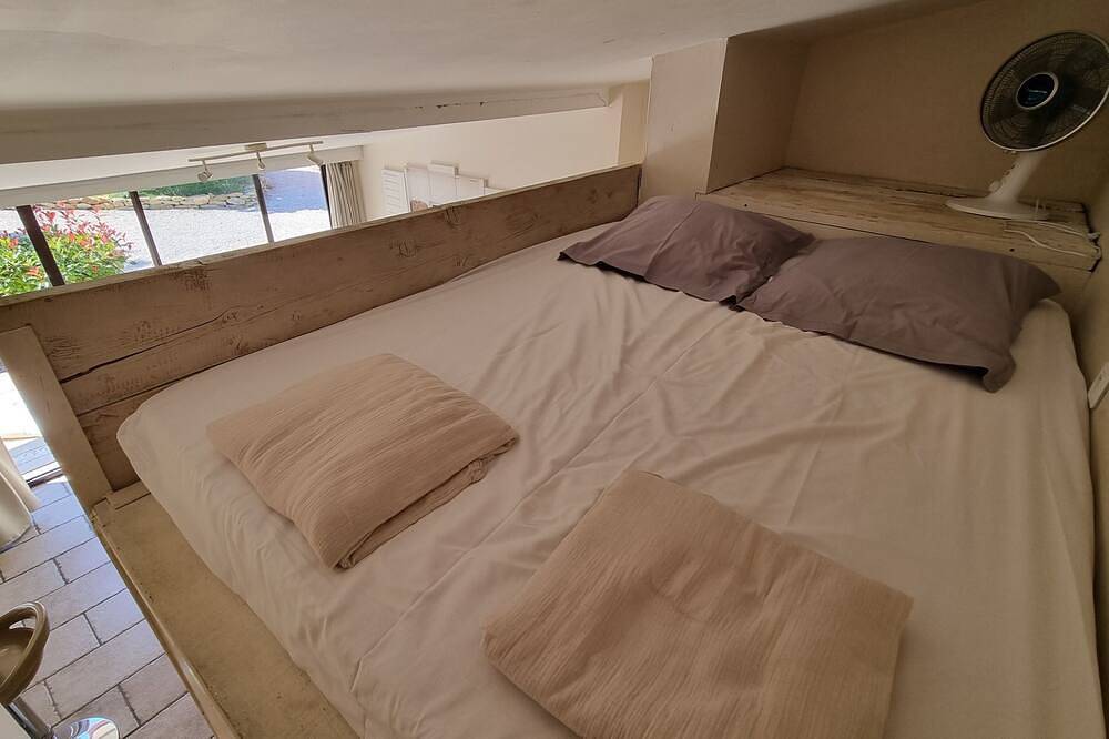Charming maisonette ****, Pool with sea view, Golf, Spa, Quiet, Open spaces in Ceyreste, Marseille region