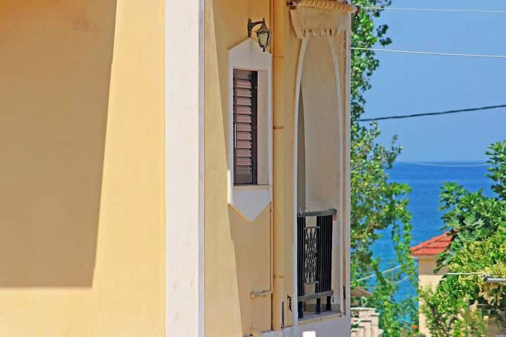 Διαμονή για διακοπές για 4 άτομα, με κήπο, με κατοικίδια ζώα στη Δροσιά (Ζάκυνθος)
