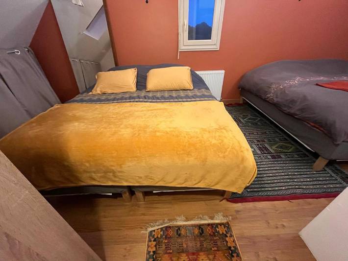 Location de vacances pour 5 personnes, avec vue et terrasse ainsi que jardin et sauna, animaux acceptés à Gandelain - 2