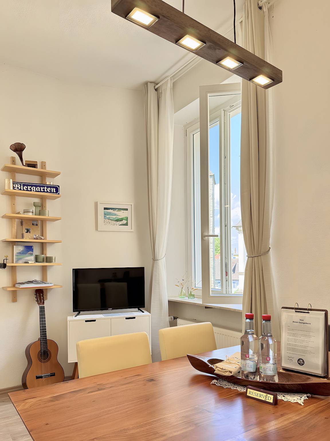 Ganze Wohnung, Gemütliche Zwei-Zimmer-Ferienwohnung „Anna“ im Herzen der Insel Lindau mit Küche und Wlan in Lindau, Bayerisch Schwaben