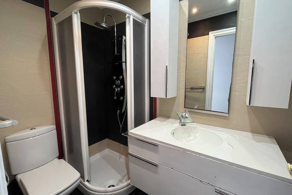 Entire apartment, Quiet apartment near Bilbao airport 28 december - 28 february in Mungia, Bizkaia