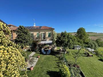 Landhaus für 2 Personen, mit Garten und Pool sowie Whirlpool in Italien