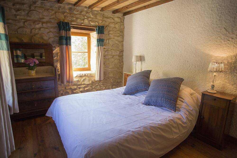 Le Loret, Ferme française privée près de Mirmande in Cliousclat, Région de Valence