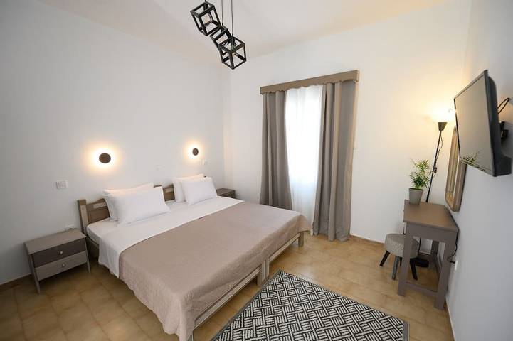 Gîte pour 2 personnes, avec jardin et balcon dans Panormos - 3