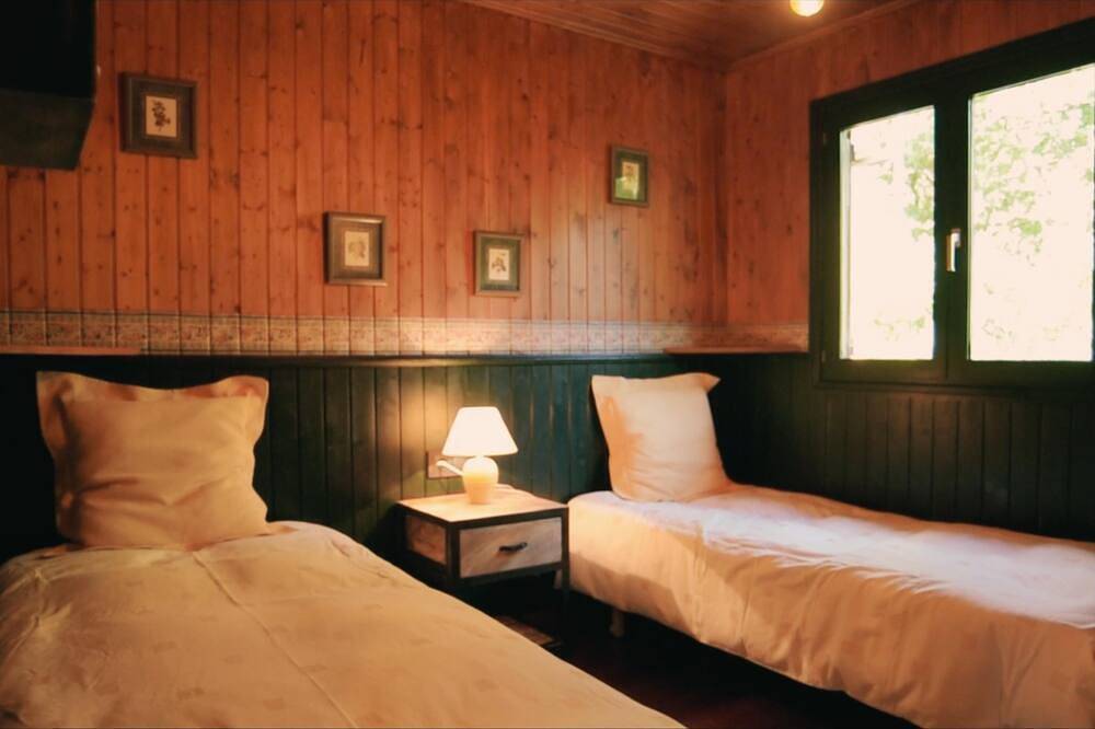 Wooden House in Remanso do Manantial in A Pobra do Caramiñal, Rías Baixas