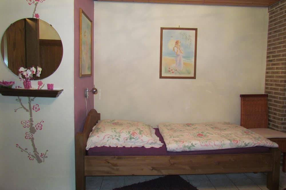 Ganze Wohnung, Gut ausgestattete Ferienwohnung in ruhige Waldrandlage in Ramberg, Südliche Weinstraße