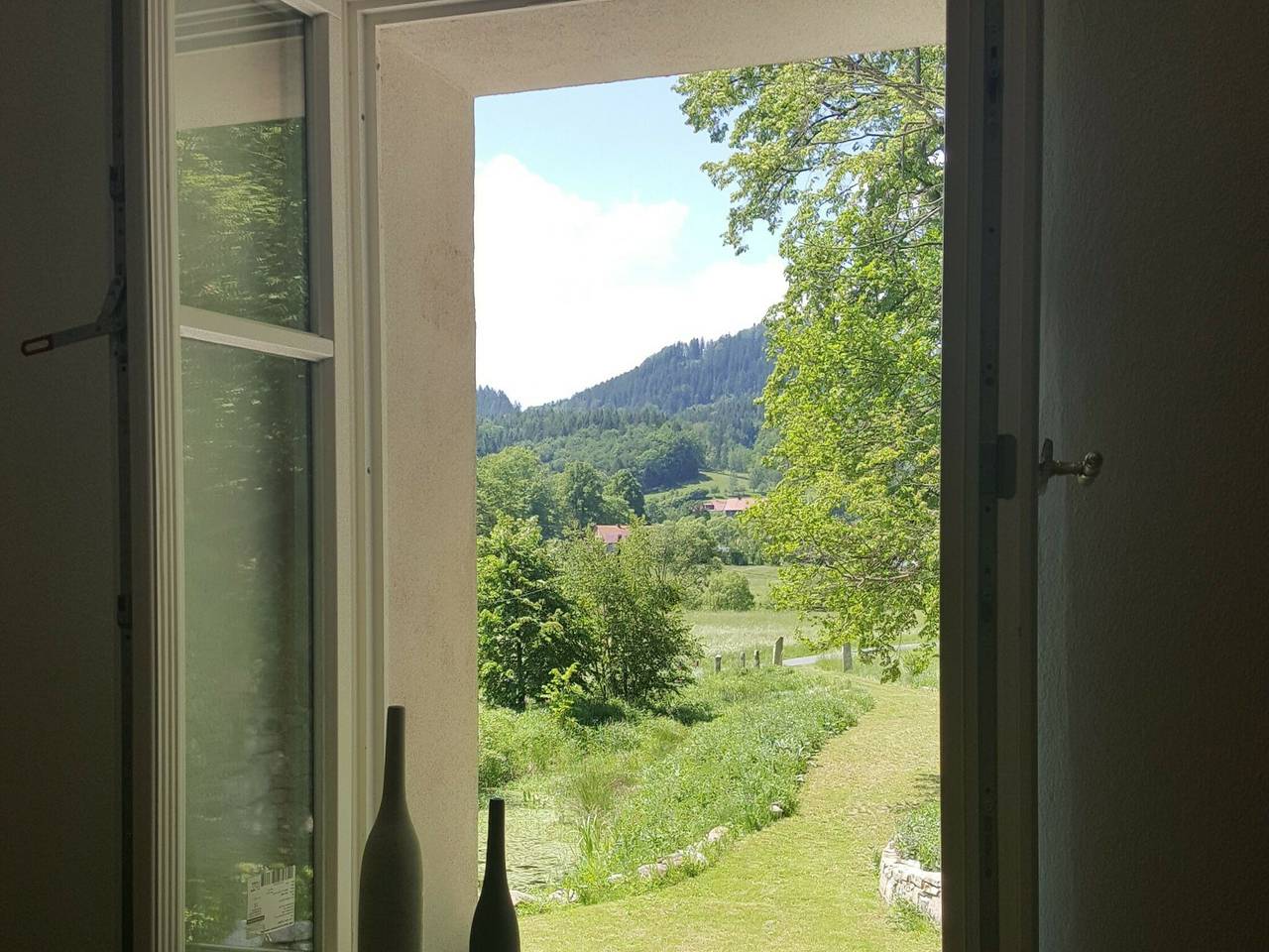 Autentyczne mieszkanie w polskiej wiejskiej rezydencji w spokojnej okolicy in Sudety (Polska)