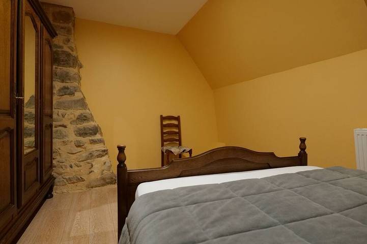 Cottage Les Nougats - Sleeps 8 in Saint-Donat, Regionaler Naturpark Volcans d'Auvergne