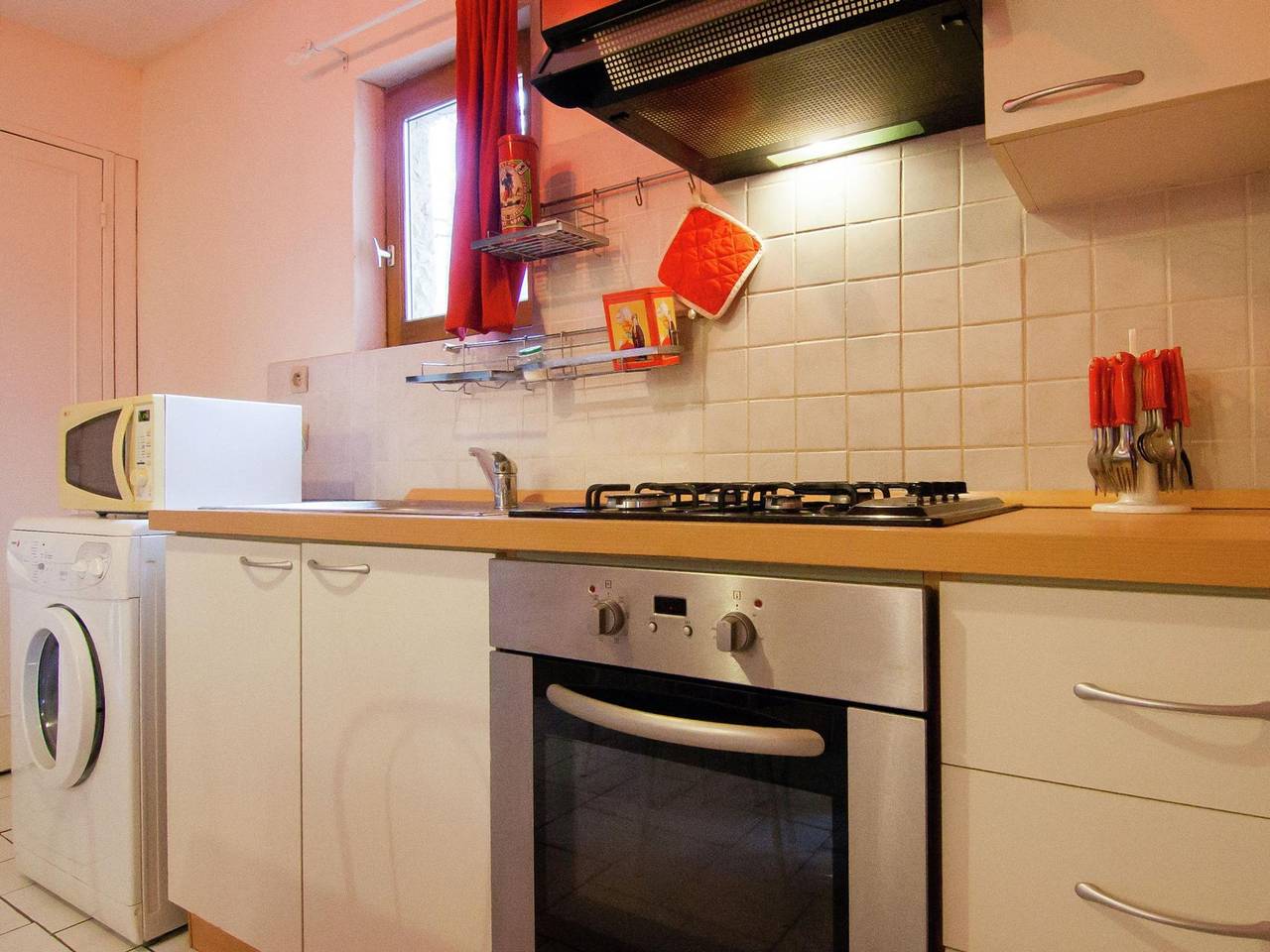 Cozy Cottage in Bourgnac with bubble bath in Bourgnac, Dordogne
