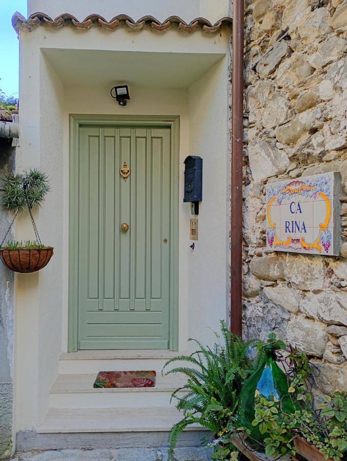 Location de vacances pour 8 personnes, avec jardin à Dolceacqua - 2
