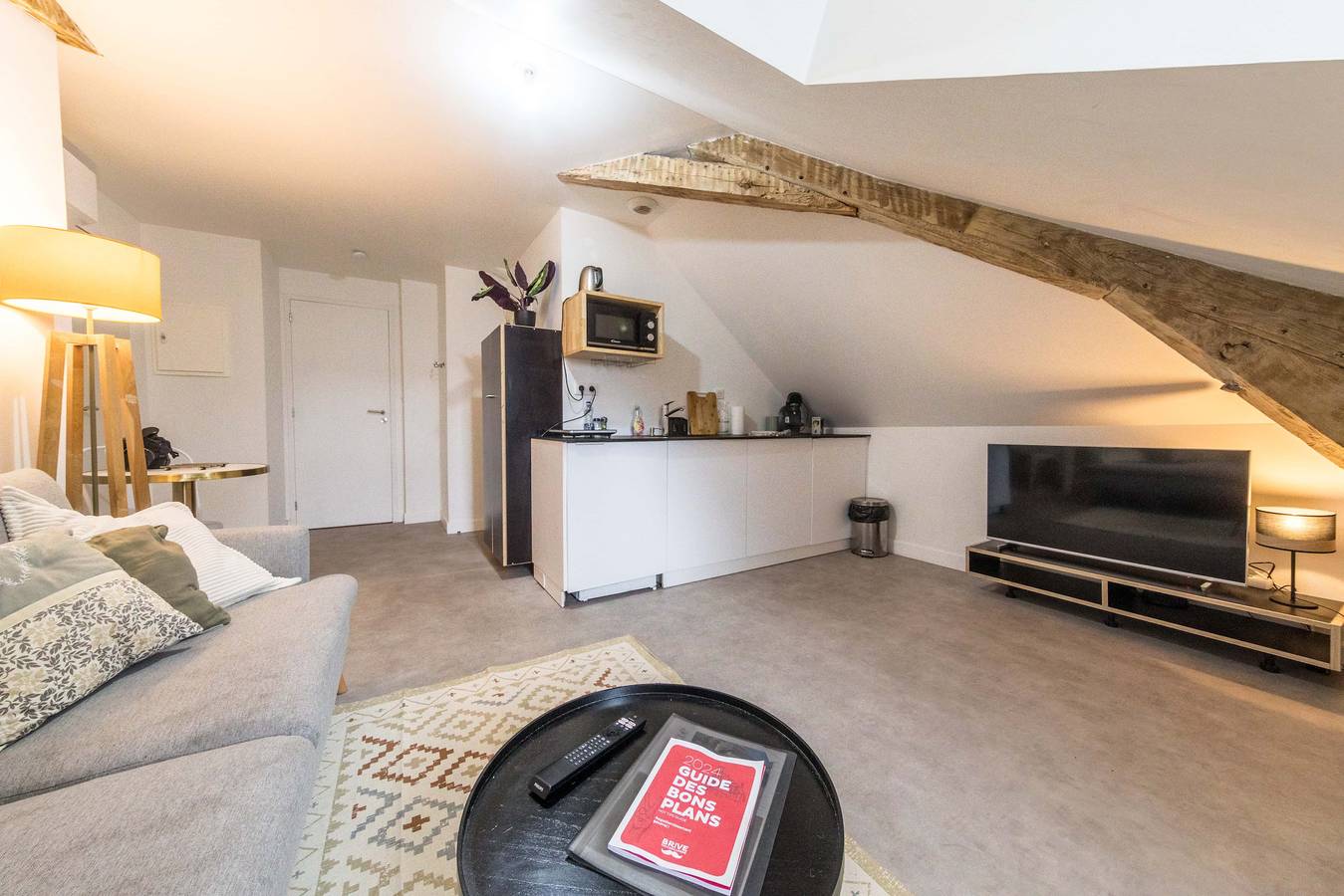 Apartamento entero, Apartamento de vacaciones para 4 personas con jardín in Brive-la-Gaillarde, Brive-la-Gaillarde region