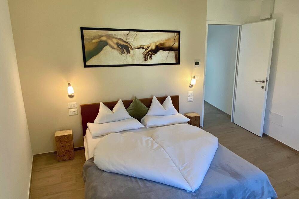 Geheel appartement, Villetta Moscal- „Bellavista“ in Affi, Garda Bergen
