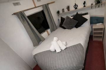 Glamping for 4 People in Carmarthenshire, South-Wales, Photo 3