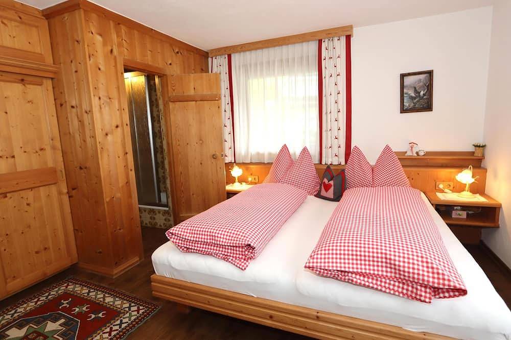 Entire apartment, Spacious apartment with a magnificent view in Gerlosberg, Ziller valley alps