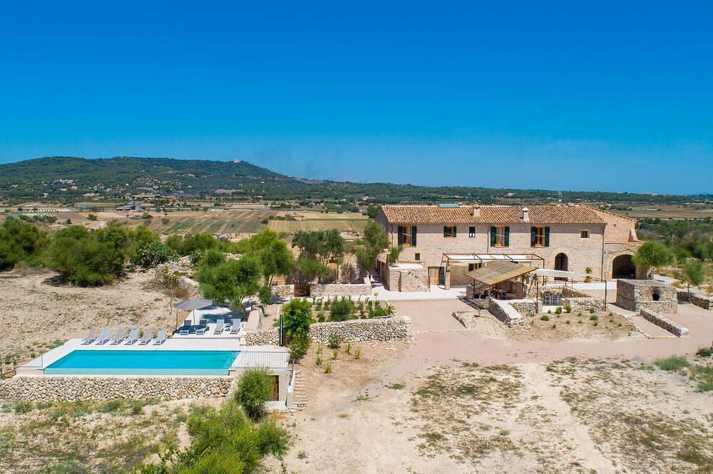 Gorgeous home in Vilafranca de Bonany in Vilafranca de Bonany, Majorca Center