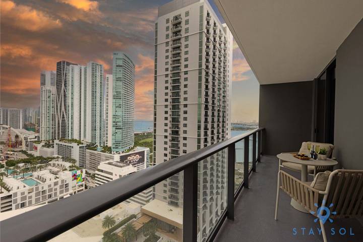 Apartment for 6 people, with terrace and pool, with pets in Miami