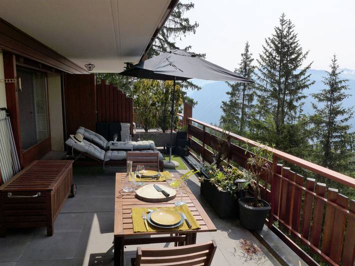 Vacation rental for 2 people, with Balcony and Terrace in Montana (Switzerland)