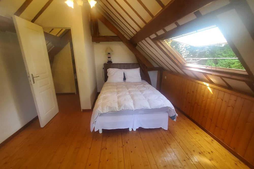 Detached cottage in the heart of the Auge valley for 6 people in Aubry-le-Panthou, Argentan und Umgebung