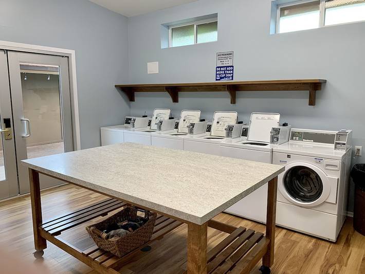 Vacation rental for 4 people, with yard and hot tub on Maui