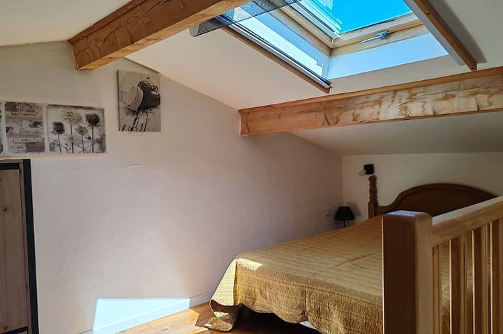 Location de vacances pour 5 personnes, avec piscine ainsi que jardin et jacuzzi à Châteaurenard - 2