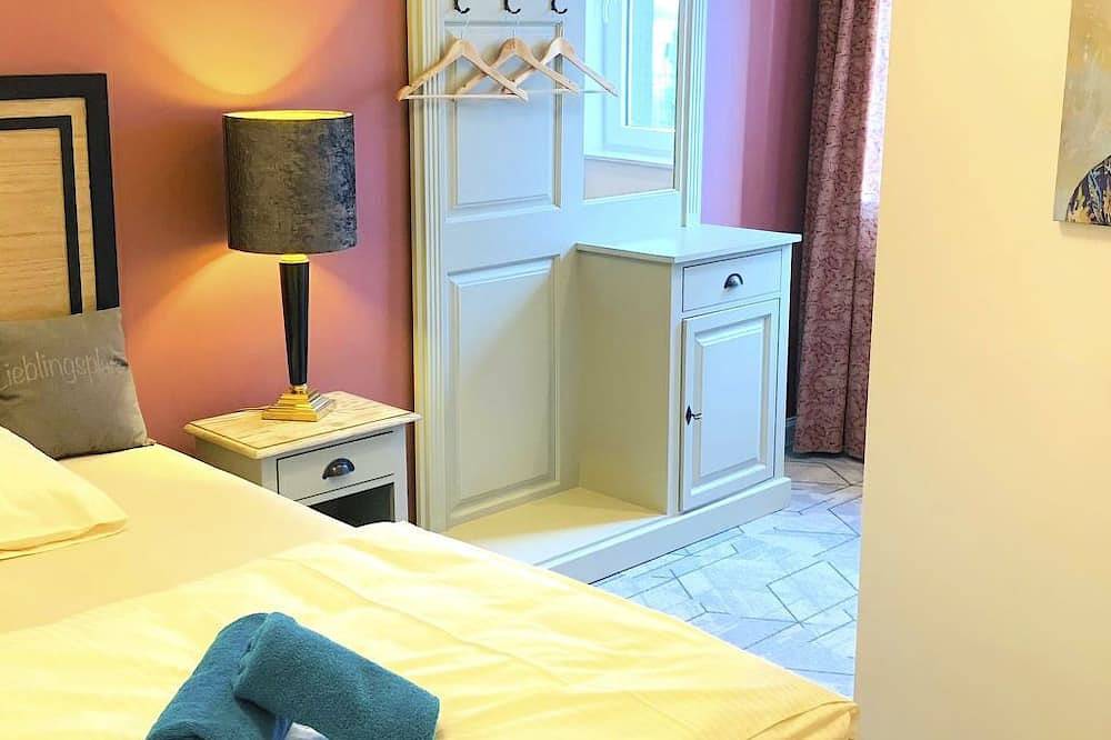 Ganze Wohnung, Wohnung 3 im Eg in Mettmann, Kreis Mettmann