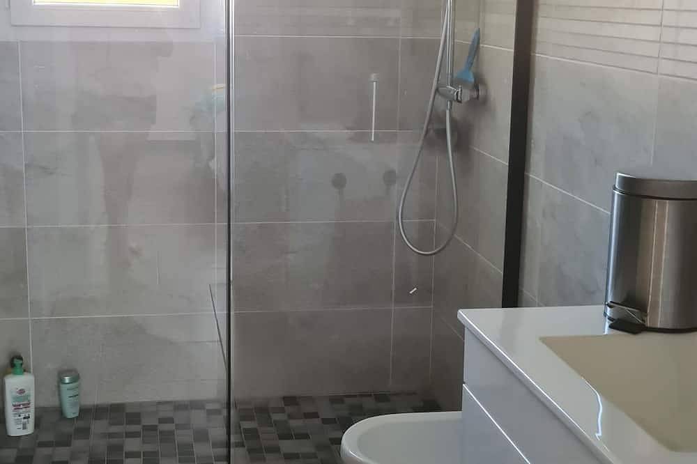 2 Bedroom Detached House Linxe Close to Amenities and Ocean in Linxe, Côte d’Argent