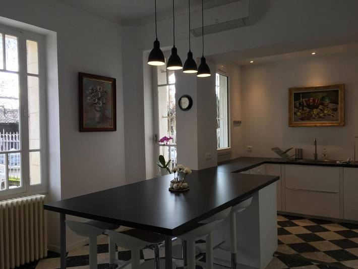 Location de vacances pour 22 personnes, avec jardin et piscine, animaux acceptés à Saint-Geniès-de-Comolas - 4