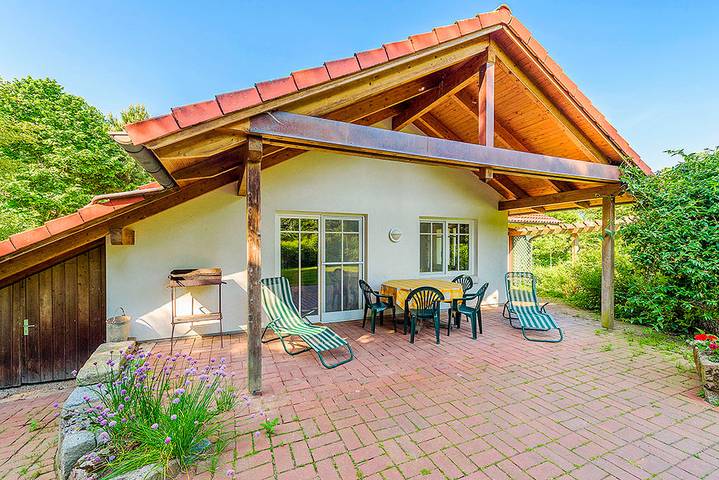 Ferienhaus für 6 Personen, mit Garten und Terrasse