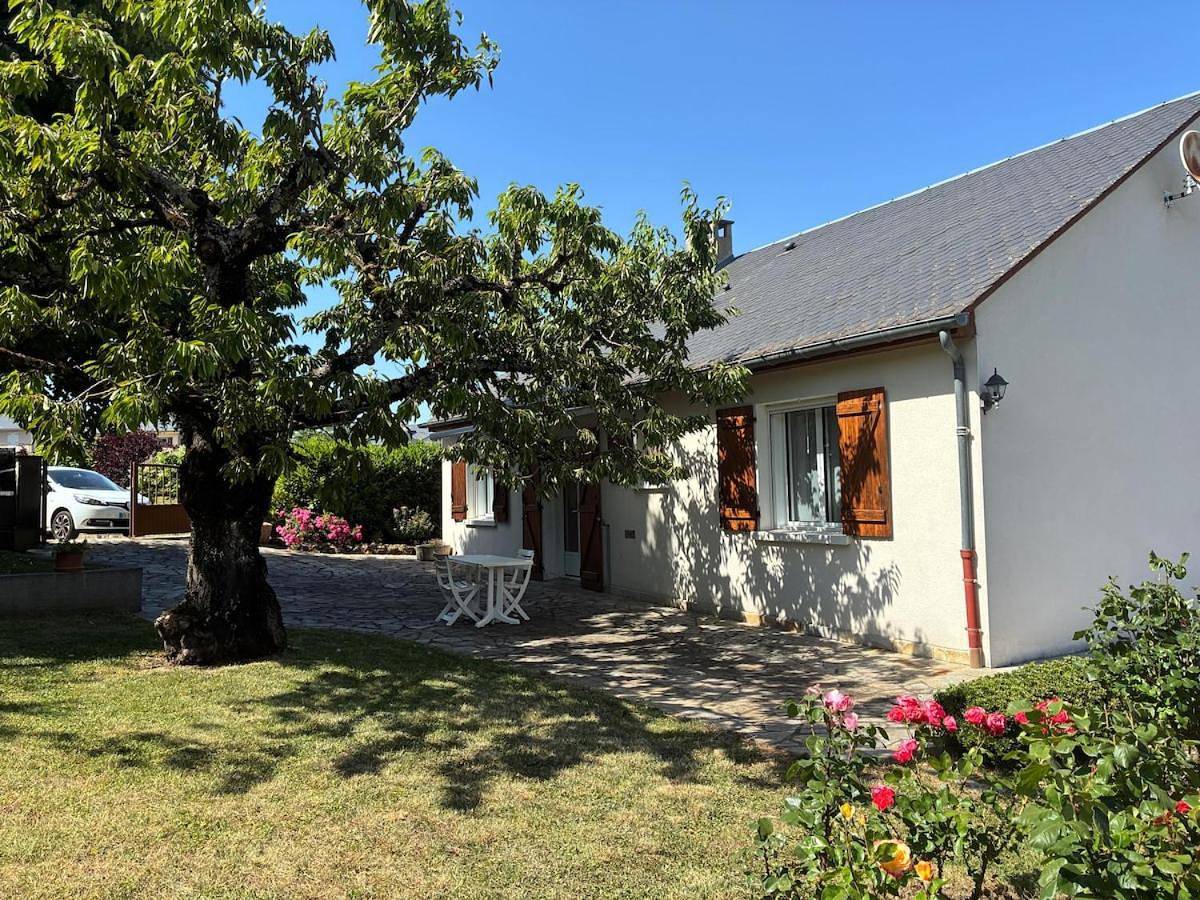 Pavillon du Crès - Maison chaleureuse au cœur de Laissac avec Jardin in Laissac, Aveyron