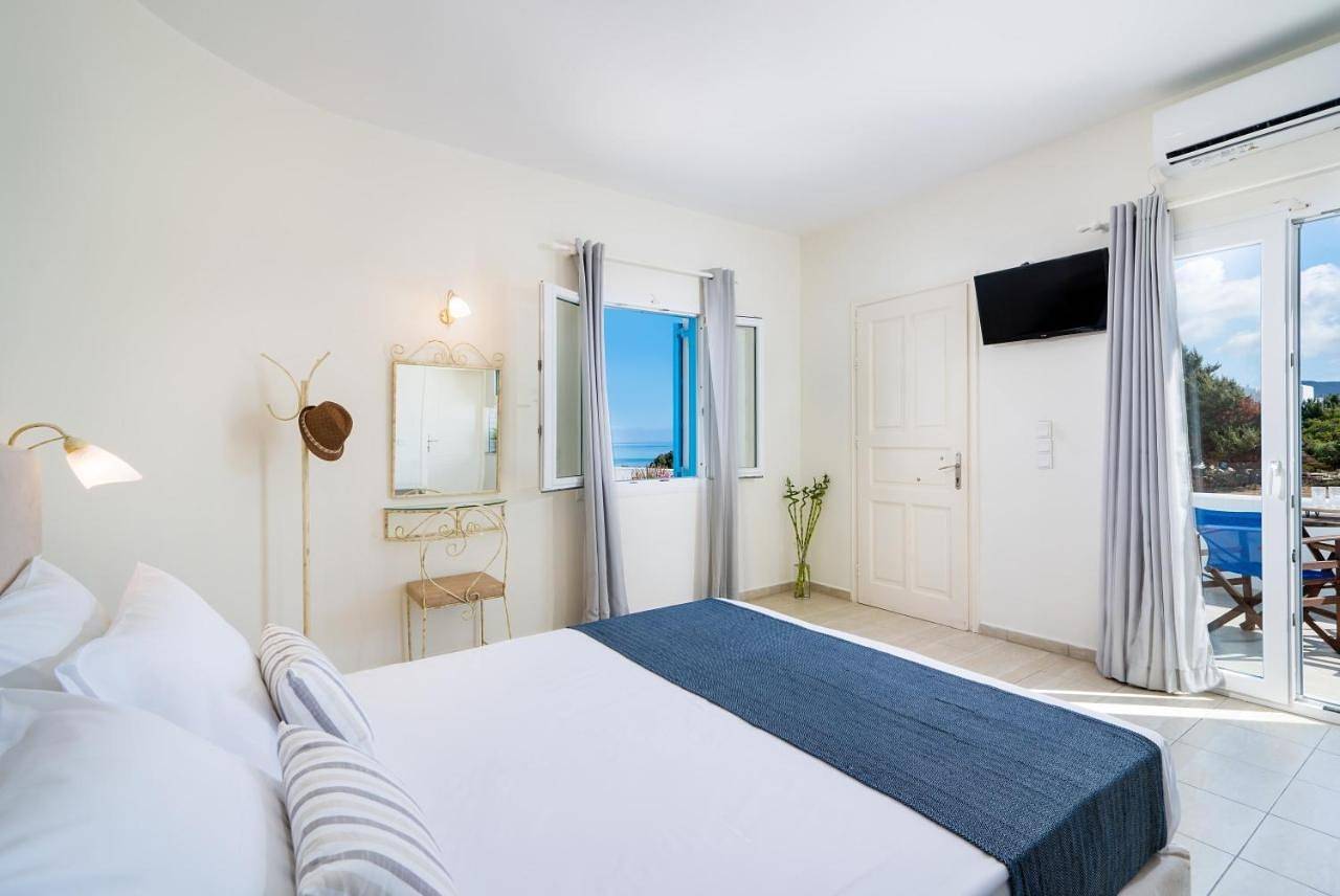 Entire apartment, Standard Double Room in Pollonia, Milos