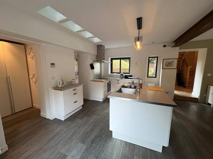 Location de vacances pour 8 personnes, avec vue et jardin, animaux acceptés à Givry - 4