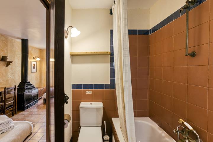 Chambre d’hôte pour 4 personnes, avec jardin et bassin pour enfant, animaux acceptés en Espagne - 4