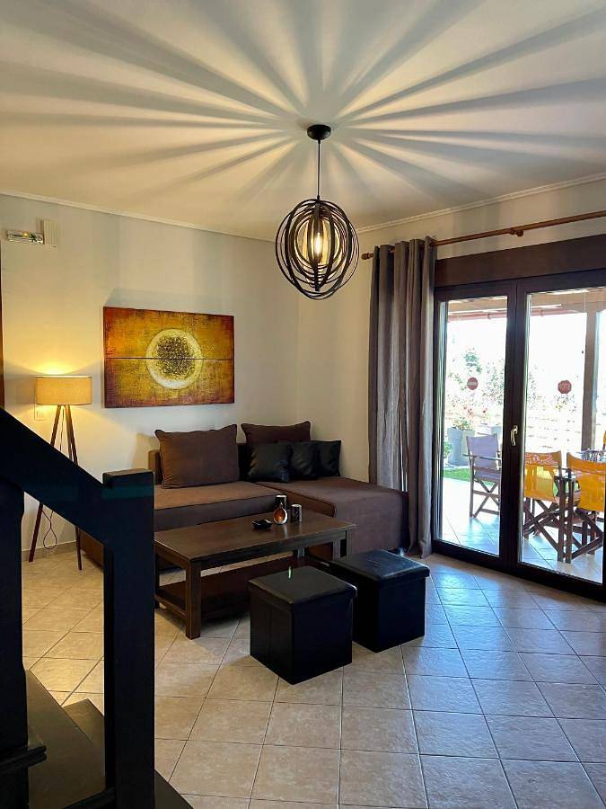 Villa in Nikiana, Alexandros
