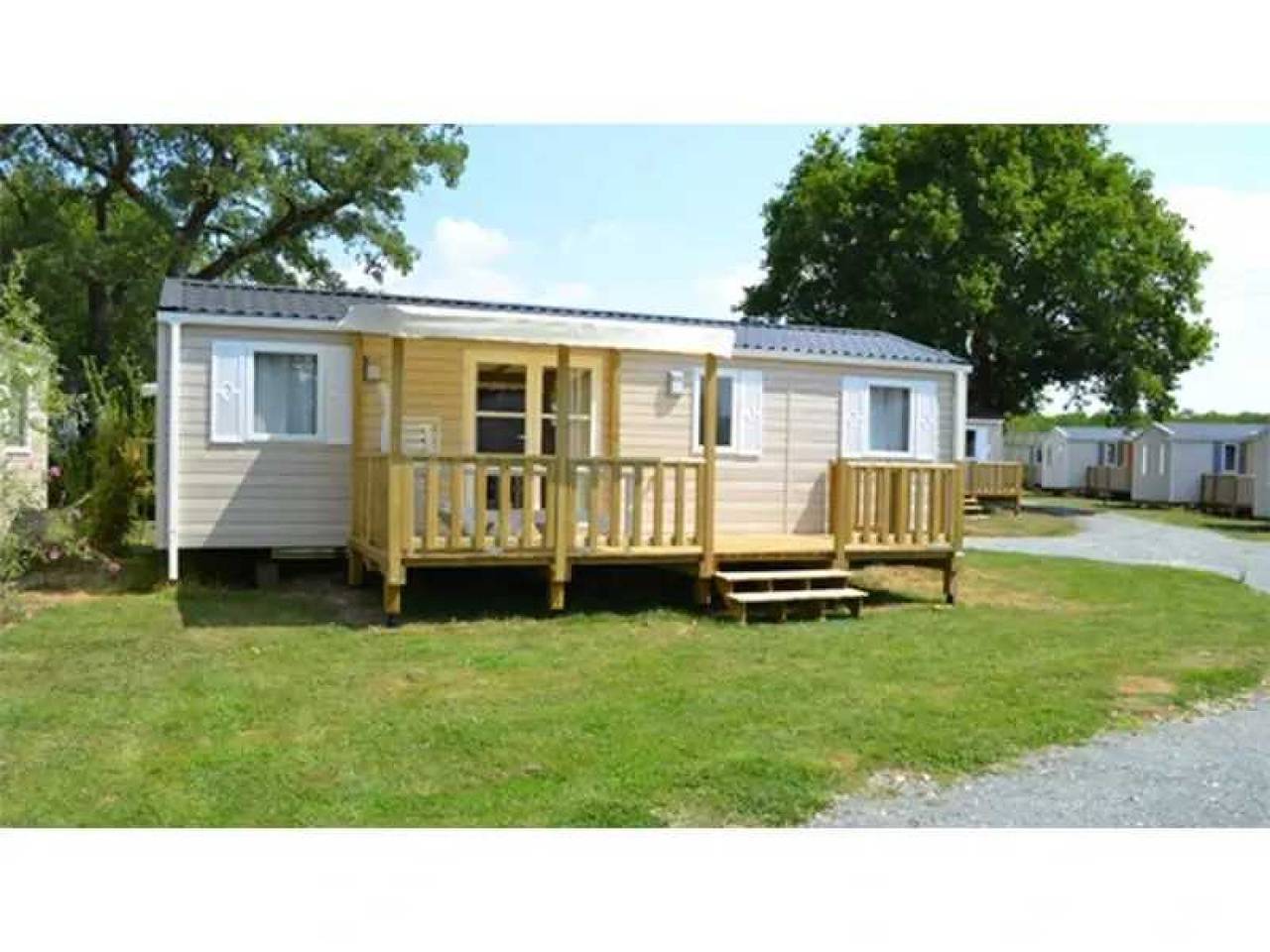 Camping - Piscine  - ccaifdd in Monceaux-sur-Dordogne, Región de Tulle