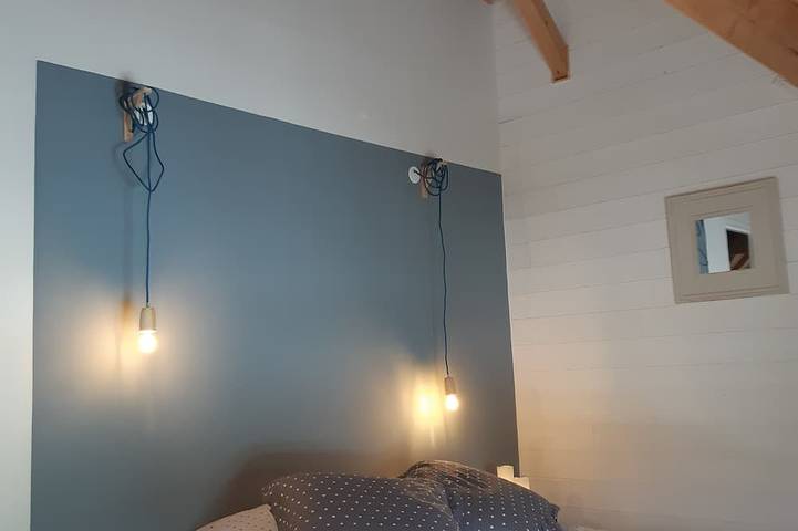 Location de vacances pour 8 personnes, avec jardin ainsi que jacuzzi et balcon à Saint-Jacques-des-Blats - 3