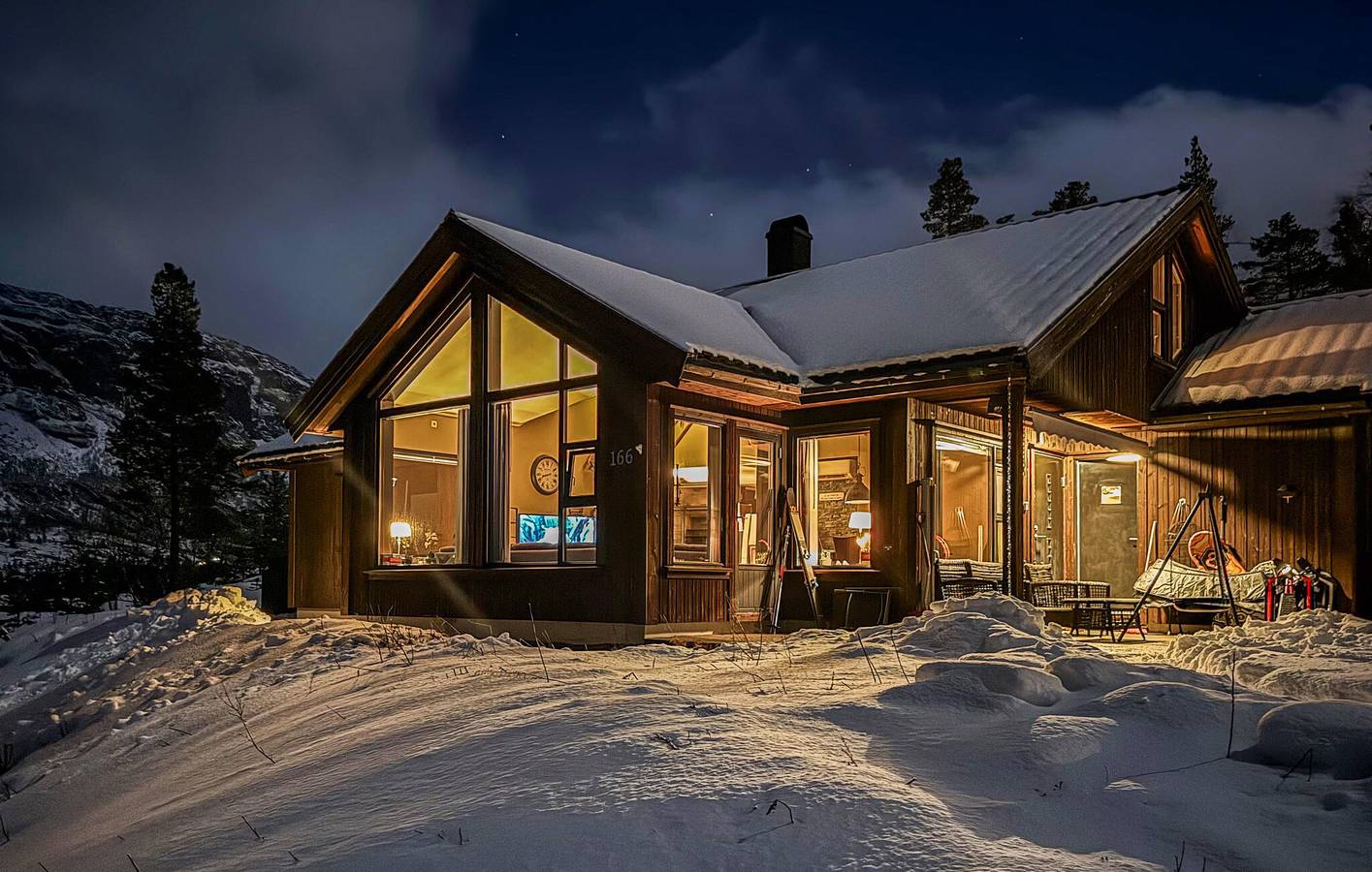 Ferienhaus für 12 Personen mit Terrasse in Odda