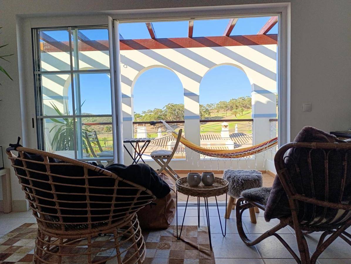 Apartamento inteiro, Komfortables Town House in traumhafter Lage in Budens, Distrito de Faro