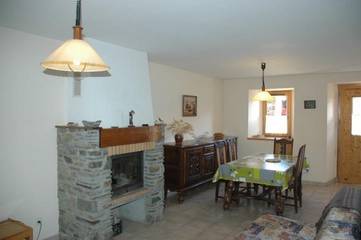 Gîte pour 4 Personnes dans Sainte-Léocadie, Pyrénées, Photo 1