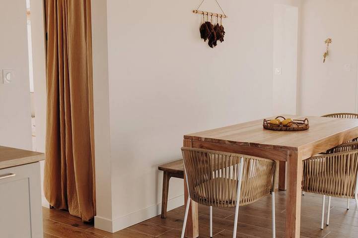 Location de vacances pour 6 personnes, avec terrasse dans Plage Du Men Armor