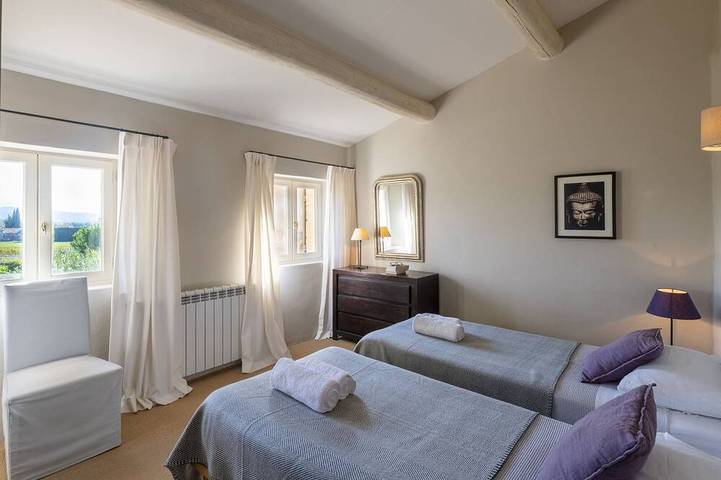 The mas: villa with private pool & garden in Joucas, Parc naturel régional du Luberon