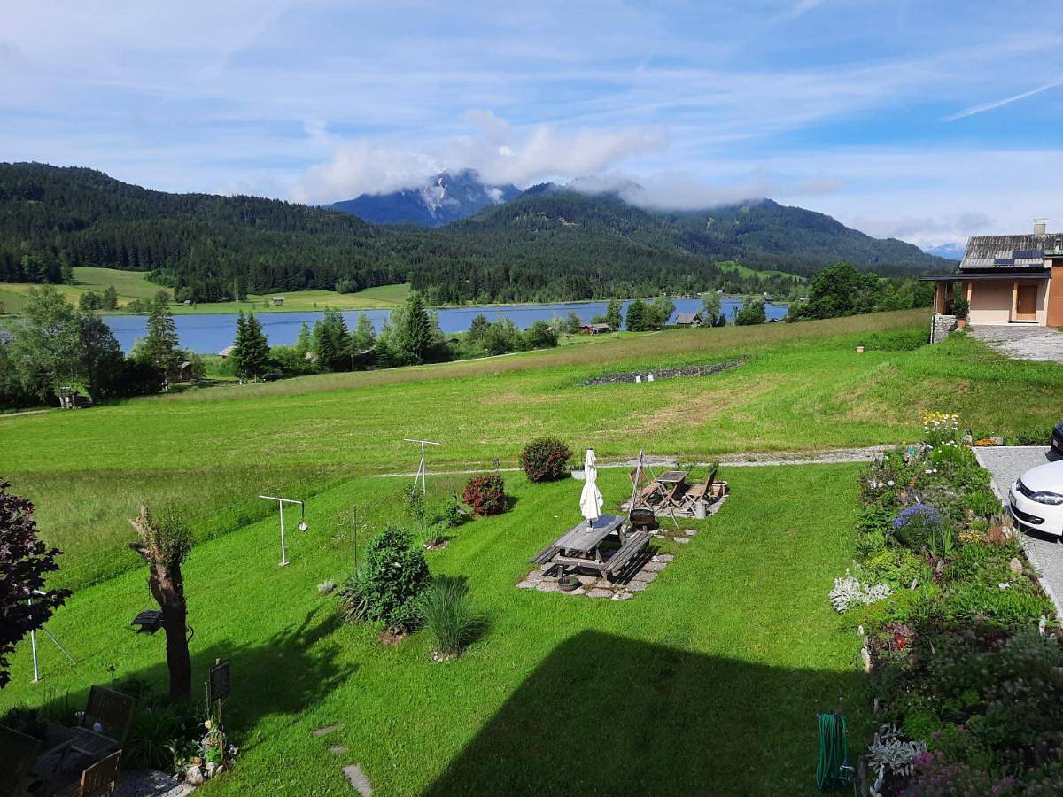 Double Room with Balcony in Gailtaler Alpen, Weissensee