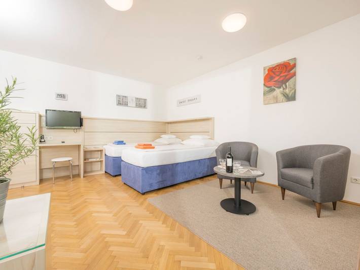 Apartamento entero, Studioappartement mit Balkon in Hernals, Viena